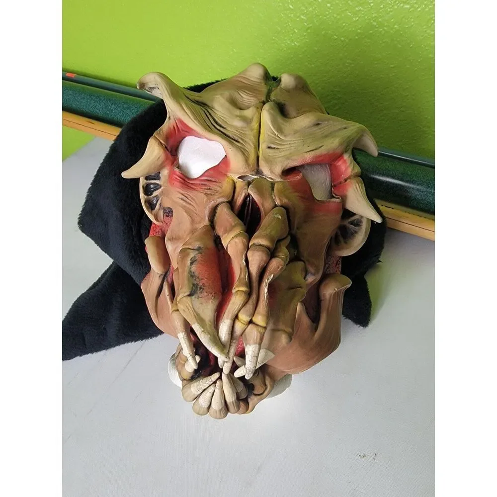 Vintage Rare 1994 Be Something Studios Alien Predator Halloween Mask Full Face